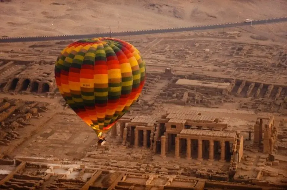 Hot Air Balloon Ride in Luxor, Egypt