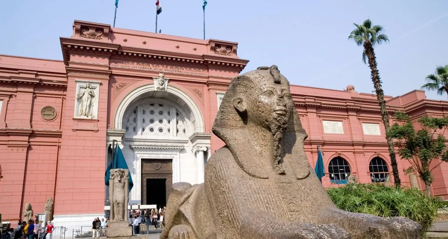 Egyptian Museum, Old Cairo, and Khan el-Khalili Tour